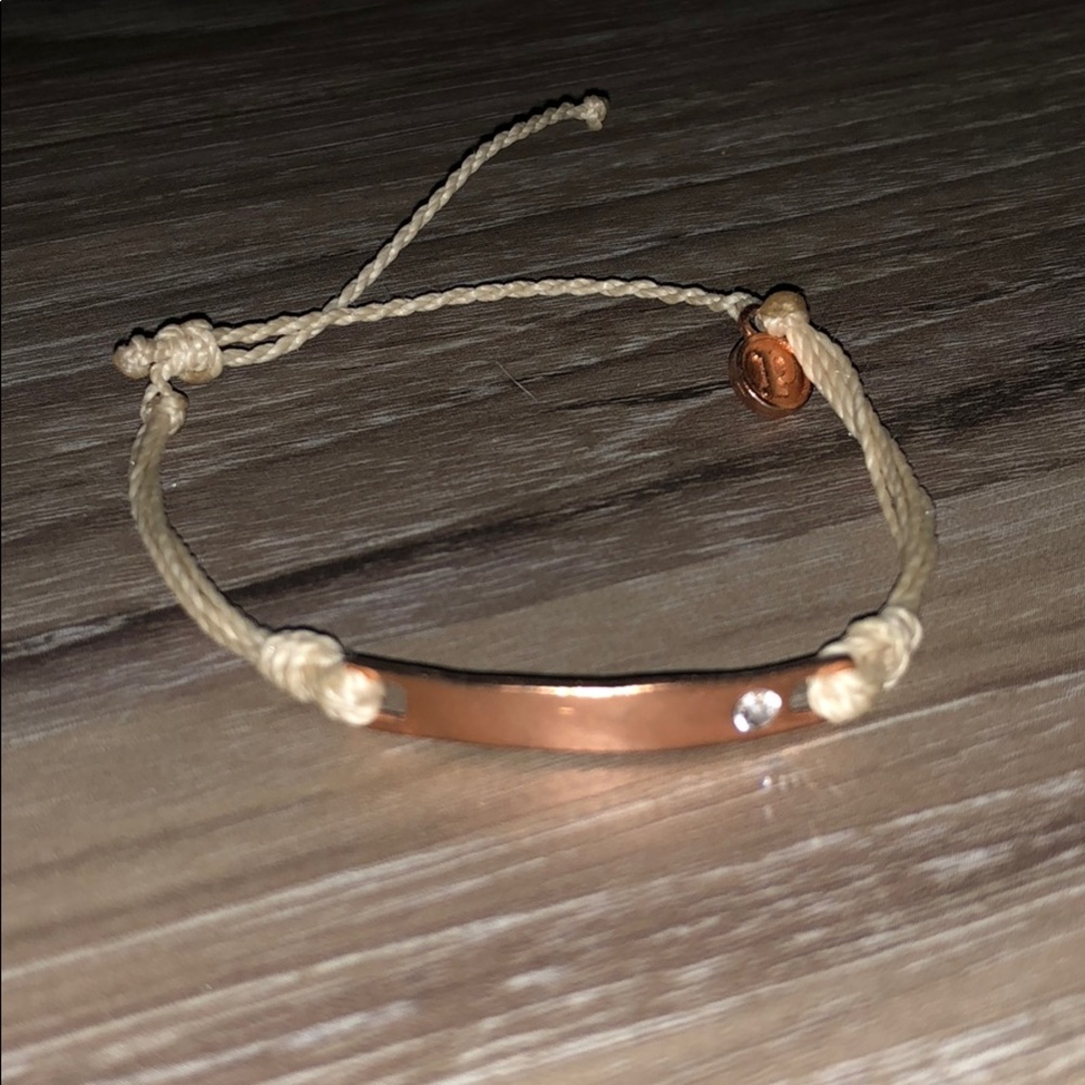 Puts Vida rose gold bar bracelet